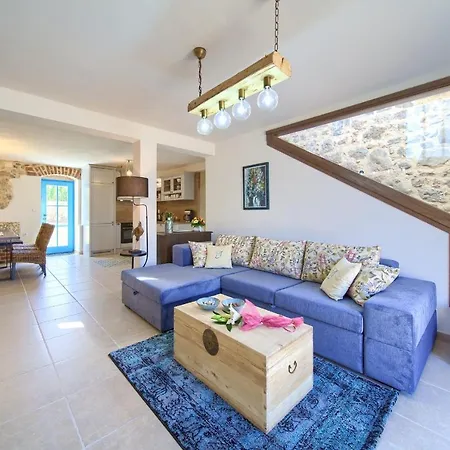 Luxury Ive With Heated Pool, Finnish Sauna, Infrared Sauna, Pet Friendly Villa *