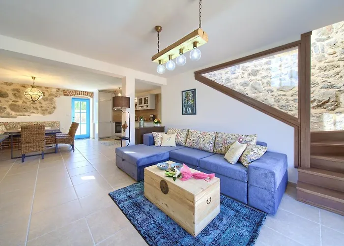 Luxury Ive With Heated Pool, Finnish Sauna, Infrared Sauna, Pet Friendly Vila *