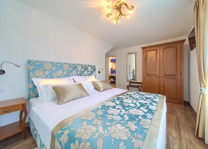 Vila Luxury Ive With Heated Pool, Finnish Sauna, Infrared Sauna, Pet Friendly