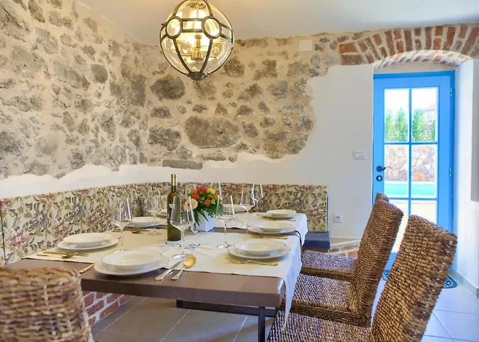 Luxury Ive With Heated Pool, Finnish Sauna, Infrared Sauna, Pet Friendly Willa *