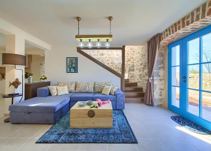 Vila Luxury Ive With Heated Pool, Finnish Sauna, Infrared Sauna, Pet Friendly *