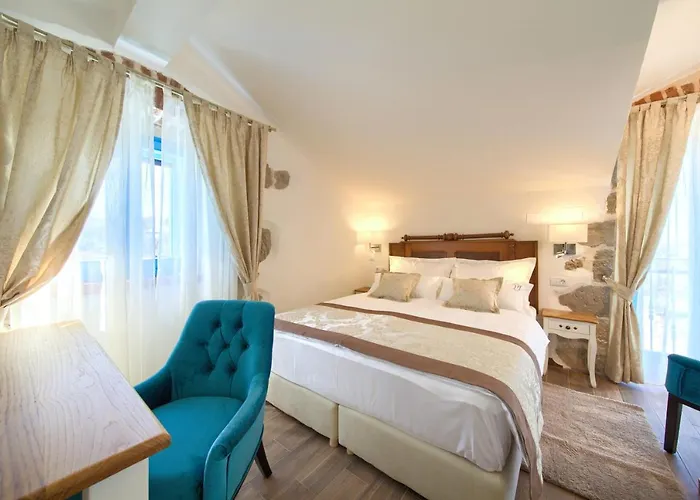 Luxury Ive With Heated Pool, Finnish Sauna, Infrared Sauna, Pet Friendly Vila