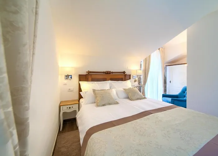 Luxury Ive With Heated Pool, Finnish Sauna, Infrared Sauna, Pet Friendly Vila