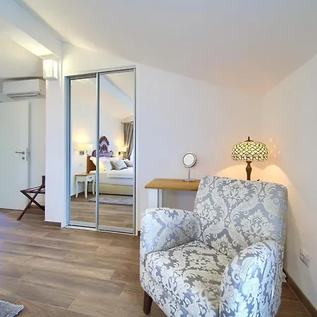 Private Wellness Villa Ive Heated Pool & 2 Saunas, Pet Friendly *