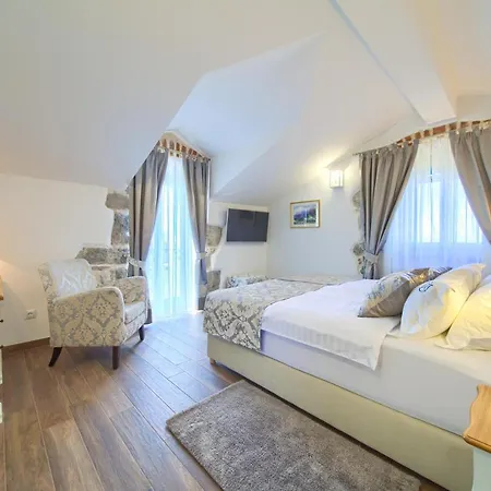 Luxury Ive With Heated Pool, Finnish Sauna, Infrared Sauna, Pet Friendly Vrh (Krk)